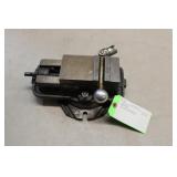 Kurt 4' Swivel Base Machine Vice