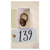 CAMEO VTG BROOCH NEEDS RESET