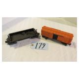 2 VTG TRAIN CARS