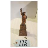 STATUE OF LIBERTY METAL BANK WITH KEY