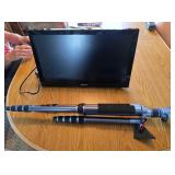 TV & Tripod w/Tripod Accessories
