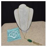 Kendra Scott Rayne Necklace w/ Green Stone&Bag
