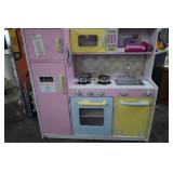 KidCraft, Play Kitchen & Tote Full Of Accessories,