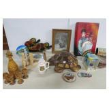 Assorted Vtg. Kitschy Souvenir and Other Items