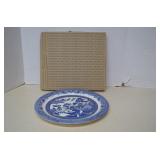 Vintage England Churchhill 12' Willow Platter