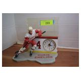 Rare Chris Chelios Hockey Figurine w/Clock