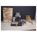 Vtg. Kodak Slide Projector & Lots Of Slides,Works