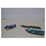 Vintage Metropolitan Whistle & Damascus Knife -