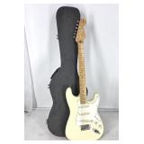 VINTAGE Fender Squire Stratocaster Guitar w/Case
