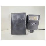 VINTAGE Mamiya ZE Vintage Flash - Works!