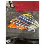 32 VINT MINI NFL PENNANTS