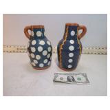 **2 PIECES OF DECORATIVE MUD PIE POTTERY