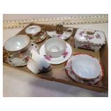 **CUPS SAUCERS & MORE DECORATIVE GLASS