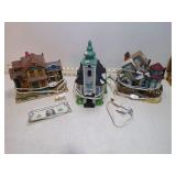**3 LIGHTED VILLAGE HOUSES