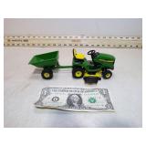 ERTL JOHN DEERE LAWN MOWER & TRAILER