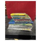 **18 VINT CHILDRENS BOOKS