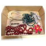 VINT COSTUME JEWELRY