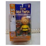PEANUTS CHARLIE BROWN HALLOWEEN FIGURE