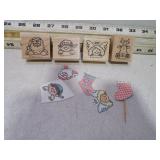 4 CHRISTMAS THEMED WOODEN STAMP BLOCKS