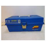 **PLANO TACKLE BOX