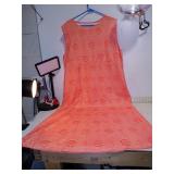 VINT ORANGE SIZE LG DRESS