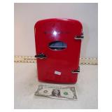 TINY MINI FRIDGE WORKS