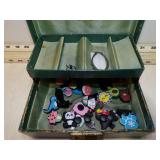 VINT JEWELRY BOX & CONTENTS