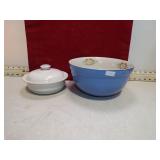 **2 PIECES OF AS IS VINT POTTERY