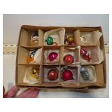 **MINI VINT ORNAMENTS IN ORIG BOX SOME GLOW