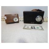 2 TRANSISTOR RADIOS