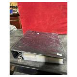 *BINDER OF 2000 BASEBALL CARDS
