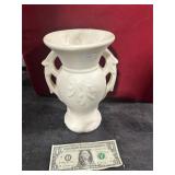 **MCCOY WHITE MATE DOUBLE HANDLED VASE