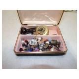 VINT COSTUME JEWELRY IN SM CASE