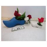 **2 WOODEN SHOES W/FAKE FLOWERS