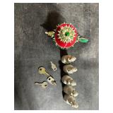 VINT CHRISTMAS ITEMS & KEYS