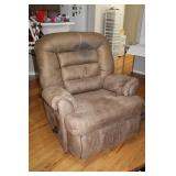 Recliner & Rocker Chair Recliner & Rocker Chair
