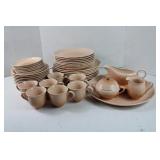 Beautiful Mikasa Spring FT200 Amaryllis 42pc Tota Beautiful Mikasa Spring FT200 Amaryllis 42pc Tota