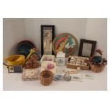Mixed Lot of Home Décor