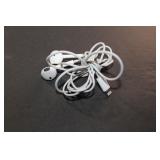 EarPods with Lightning Connector {as is}
