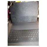 apple Ipad pro 12.9in - folio case with keyboard