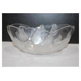 Vintage Frosted Tulip Flower Bowl  5 x 10 x 4 1/2