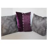 Lot of Dï¿½cor Pillows 15 x 15 & 12 x 16