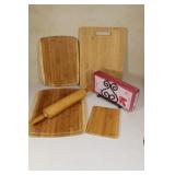 Lot of Wood Cutting Boards  & Rolling Pin & 40 Lun