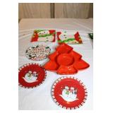 Vintage Mixed Lot of Christmas Trays small chip &P