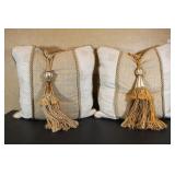Horn Tossed Decor Pillows one tassle has crack 19