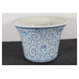 Vintage Vine Flared Porcelain Planter 6 x 8