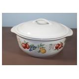 Corelle Stoneware with Lid  2 1/2Qt