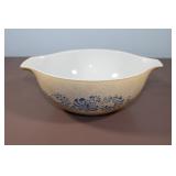 Rare Find Pyrex Bowl 2 1/2 pt