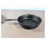 Cast Iron Skillet 8" x 2