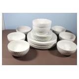 Pfaltzgraff Laurel Bowls,Plates 22pcs